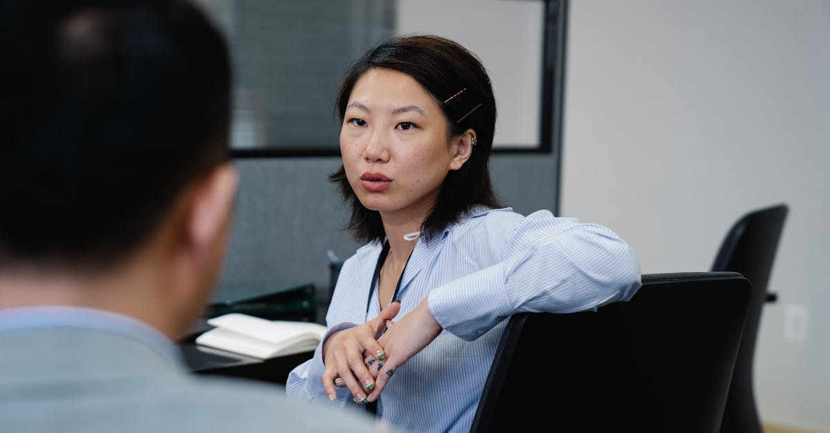 如何保护游戏玩家免受技术支持辅助的攻击。